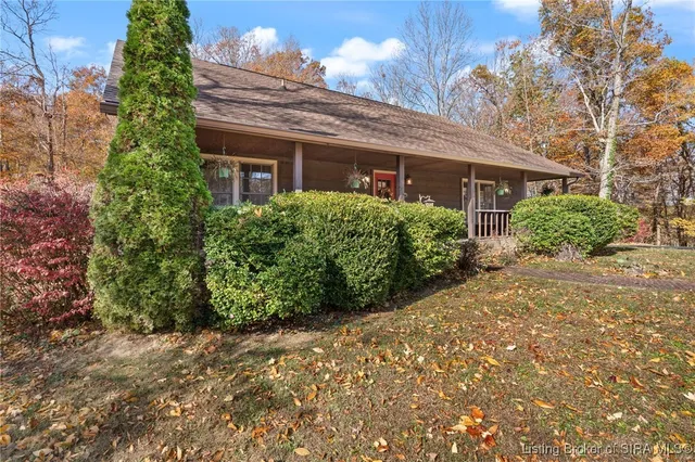 $460,000 | 1022 Broadleaf Court, Lanesville, IN 47136