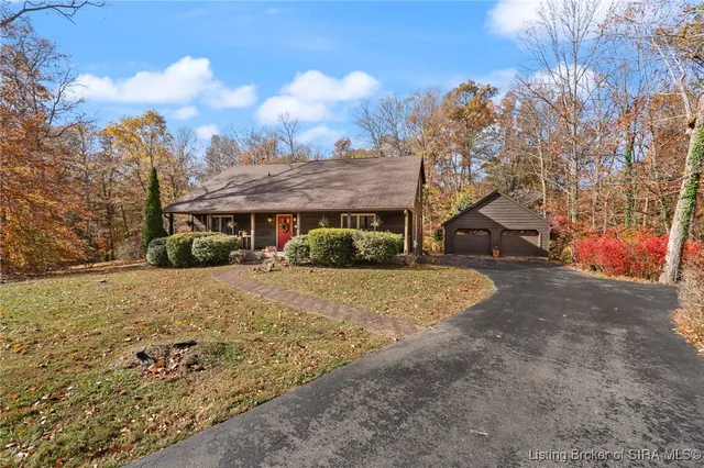 $460,000 | 1022 Broadleaf Court, Lanesville, IN 47136