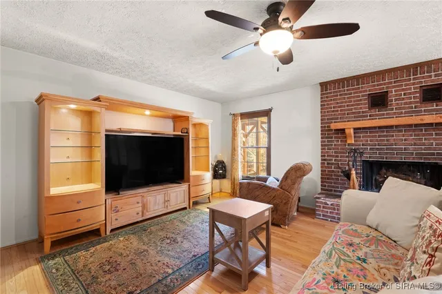 $460,000 | 1022 Broadleaf Court, Lanesville, IN 47136