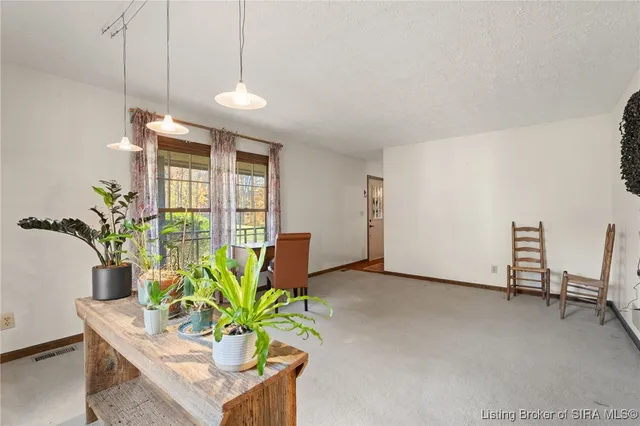 $460,000 | 1022 Broadleaf Court, Lanesville, IN 47136