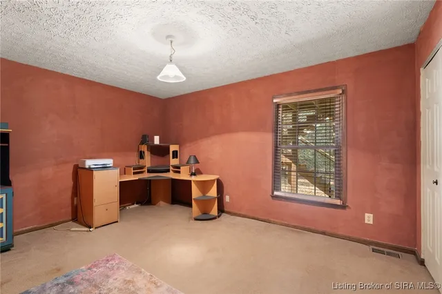 $460,000 | 1022 Broadleaf Court, Lanesville, IN 47136