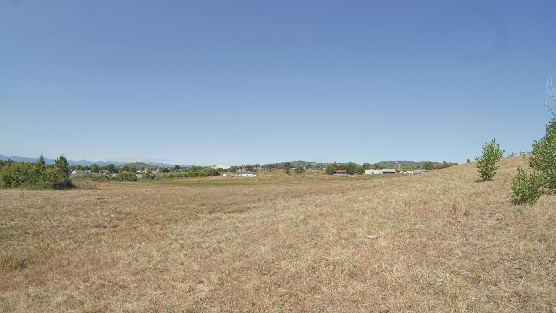 573 Reese Creek Road Eagle Point, OR 97524 - Photo 23 of 37 573 Reese Feild_1.5.1