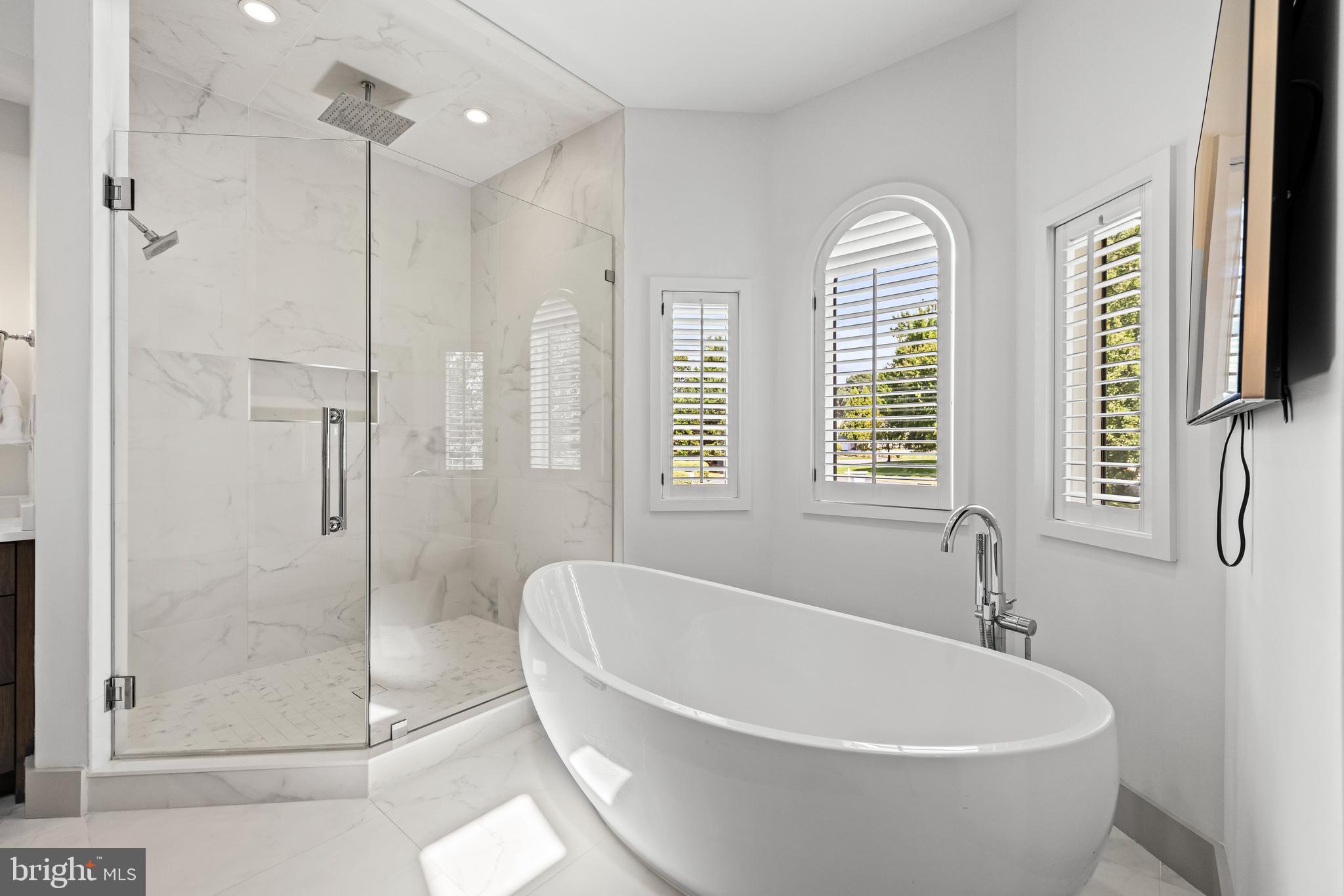 18 Hambleton Court Pikesville, MD 21208 - Photo 38 of 71 Primary Bath