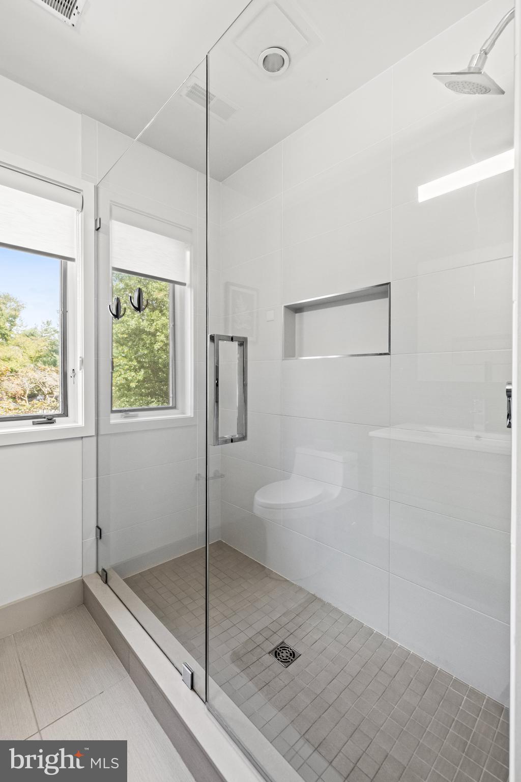 18 Hambleton Court Pikesville, MD 21208 - Photo 45 of 71 Bedroom 2 Bath