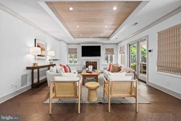 $2,299,999 | 18 Hambleton Court, Pikesville, MD 21208