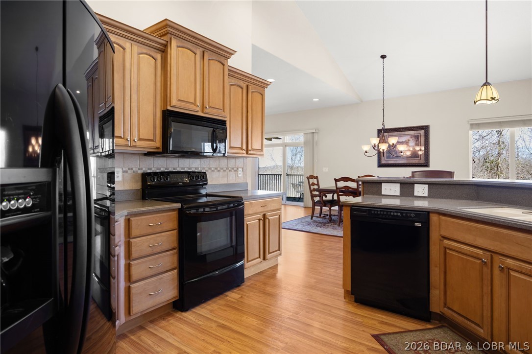 1386 Nichols Road Osage Beach, MO 65065 - Photo 12 of 62 Kitchen appliances included