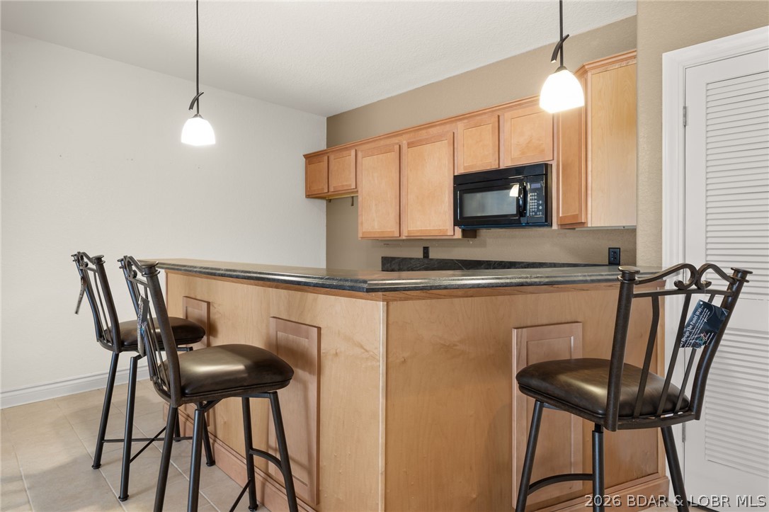 1386 Nichols Road Osage Beach, MO 65065 - Photo 38 of 62 Kitchenette