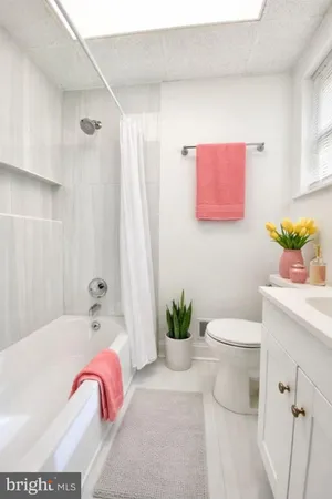 $1,695 | 23 North Wycombe Avenue, Lansdowne, PA 19050