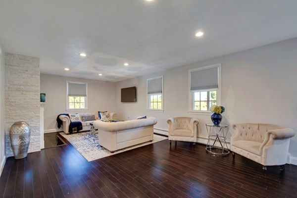 13 Carpenter Hill Road, Unit B Mendon, MA 01756 - Photo 7 of 30 Gallery Image 7