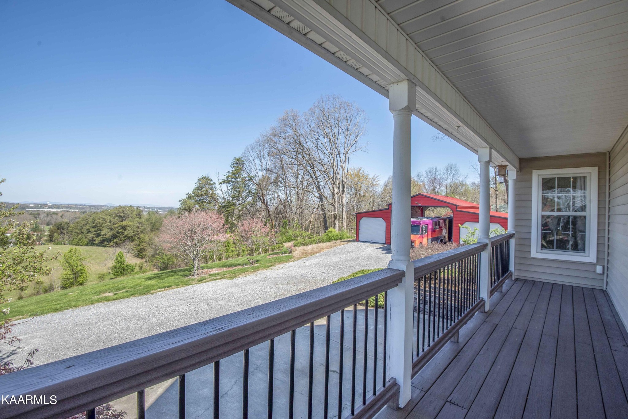 2735 Clover Hill Ridge Road Maryville, TN 37801 - Photo 6 of 58 Gallery Image 6