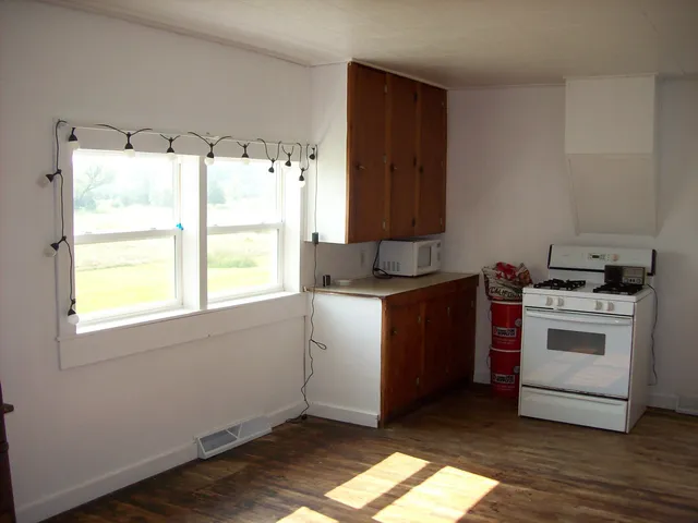 $199,900 | W6051 County Road B, Dalton, WI 53926