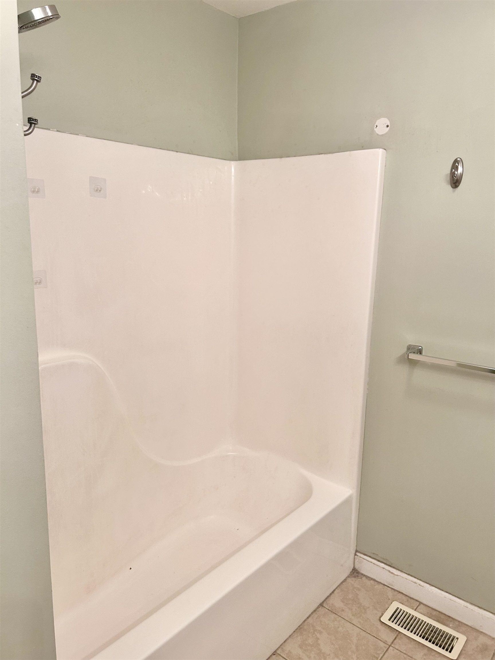 25 Shadowbrook Drive, Unit B Hudson, NH 03051 - Photo 7 of 15