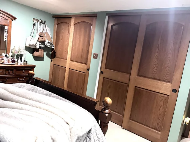 $469,900 | 3010 West Kimberly Avenue, Greenfield, WI 53221