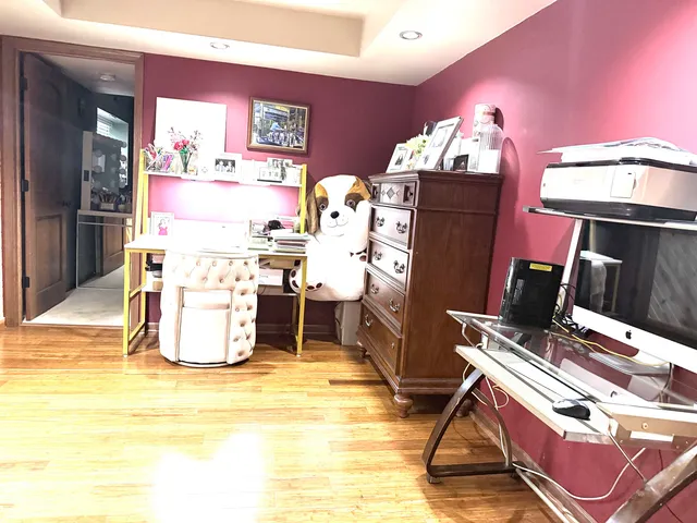 $469,900 | 3010 West Kimberly Avenue, Greenfield, WI 53221