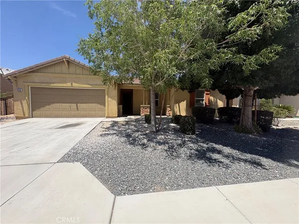 $390,000 | 16562 Jasmine Street, Victorville, CA 92395