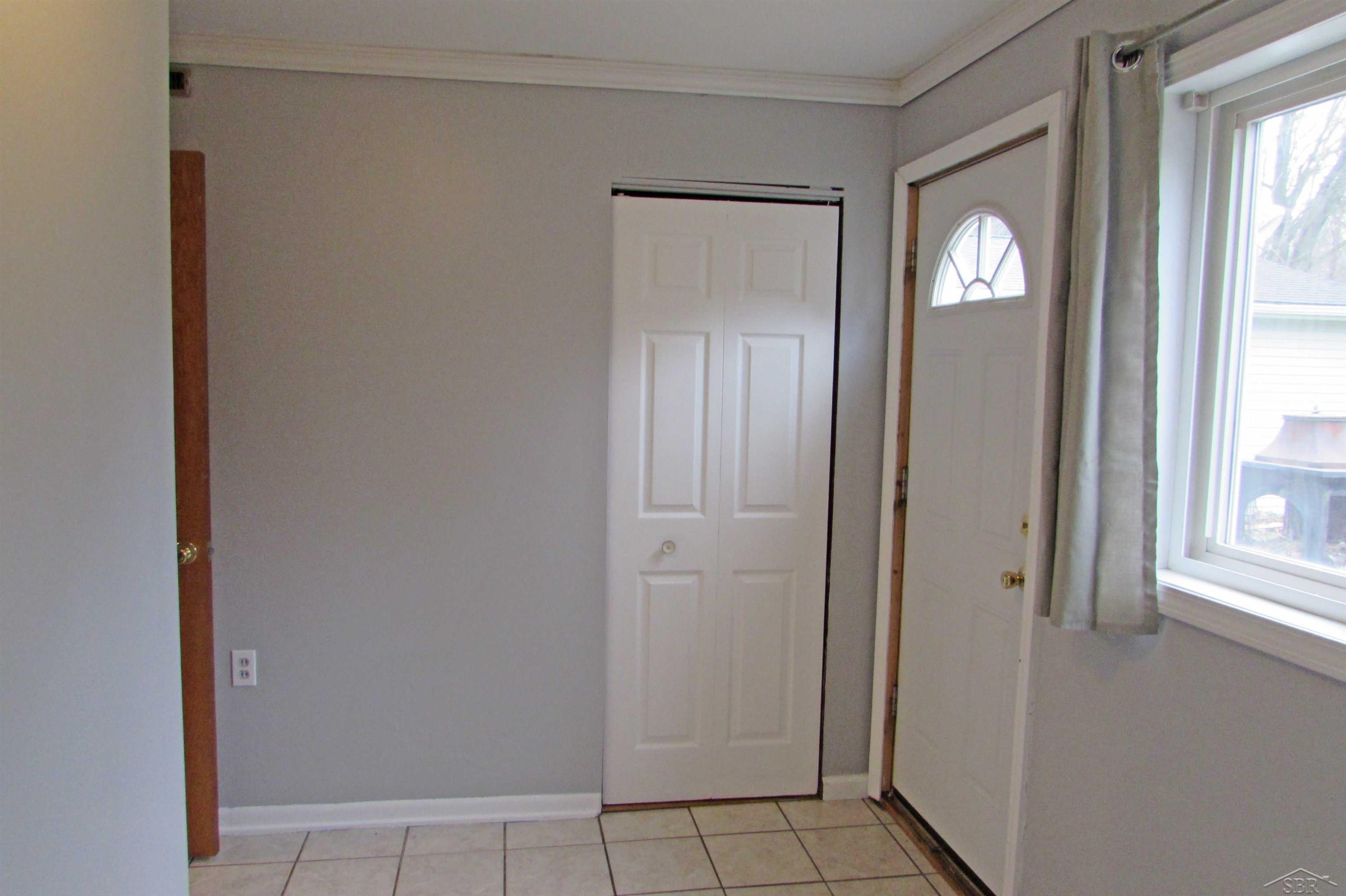 6060 Sheridan Road Saginaw, MI 48601 - Photo 22 of 29 50162832-4e70d733-a270-40dc-be67-97d70a9c2832.JPG