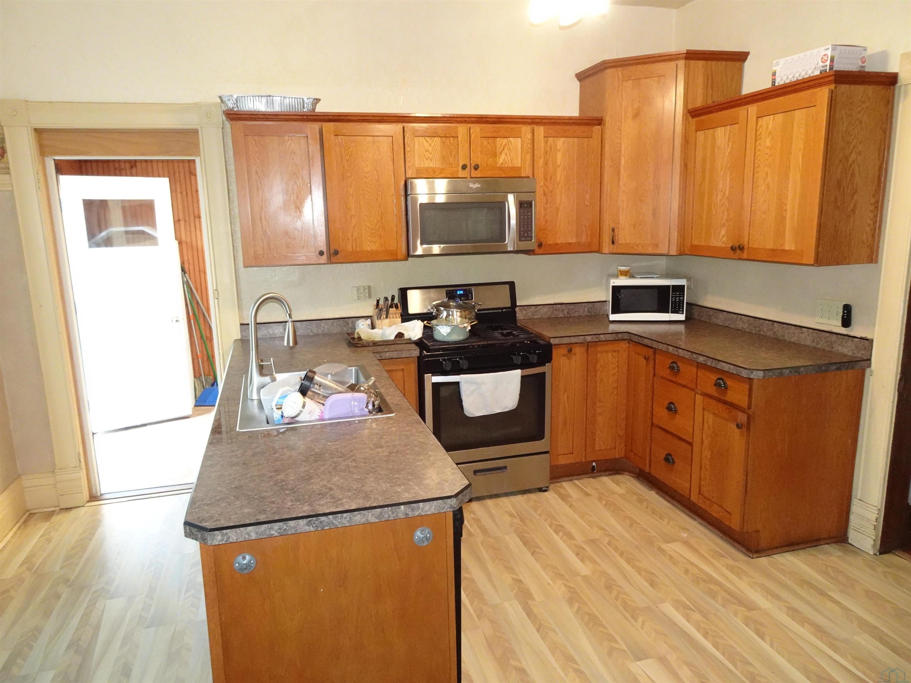 711 7th Street Sheldon, IA 51201 - Photo 8 of 28 Gallery Image 8