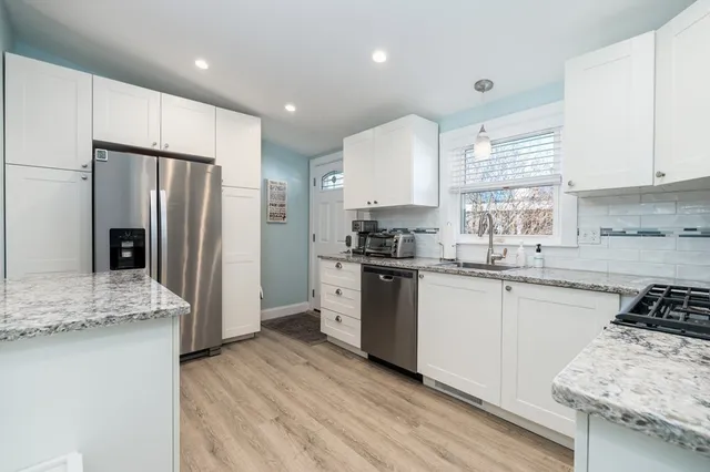 $2,400 | 6 Cabo Drive, Unit WINTER, Gloucester, MA 01930