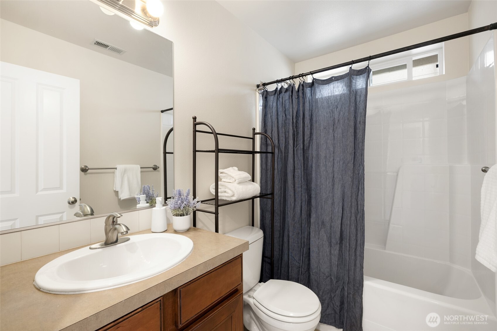 18024 29th Drive Southeast Bothell, WA 98012 - Photo 26 of 35 Gallery Image 26