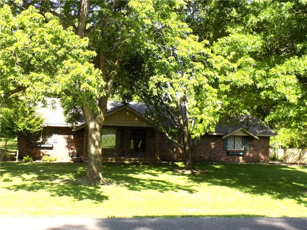 $569,000 | 1200 South Lincoln Street, Ottawa, KS 66067
