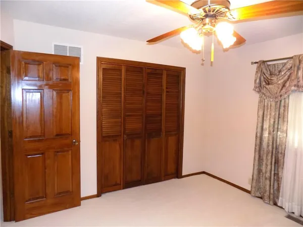 $599,000 | 1200 South Lincoln Street, Ottawa, KS 66067