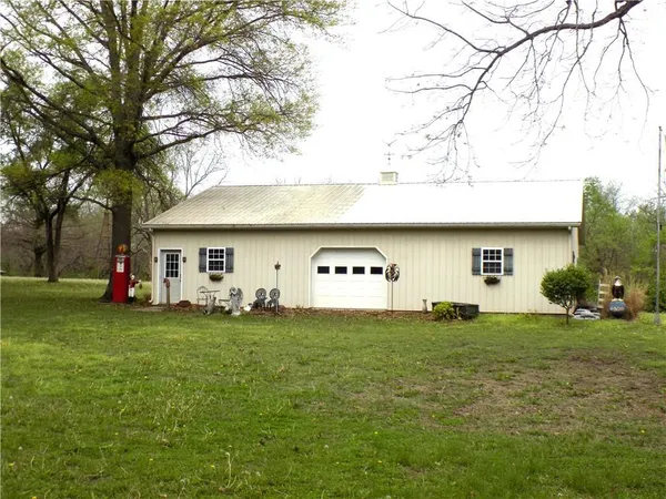 $599,000 | 1200 South Lincoln Street, Ottawa, KS 66067