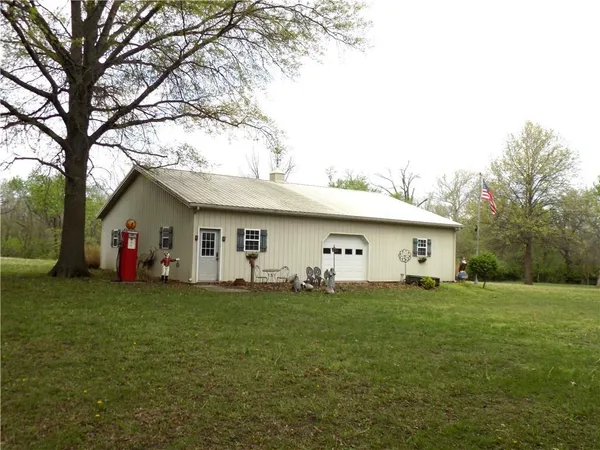 $599,000 | 1200 South Lincoln Street, Ottawa, KS 66067