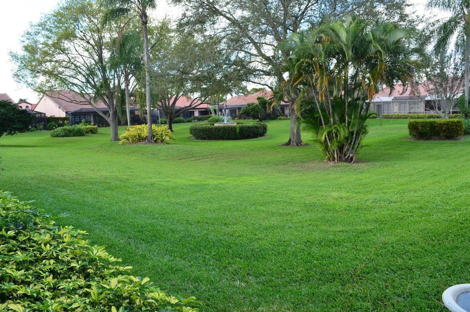 22813 Marbella Circle Boca Raton, FL 33433 - Photo 32 of 36 Back view