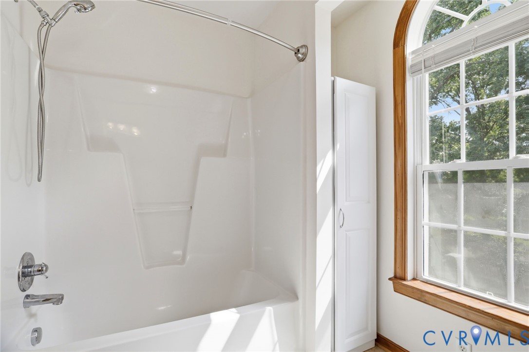 14420 Branding Iron Road Chesterfield, VA 23838 - Photo 30 of 50 White fiberglass tub and shower combination with c