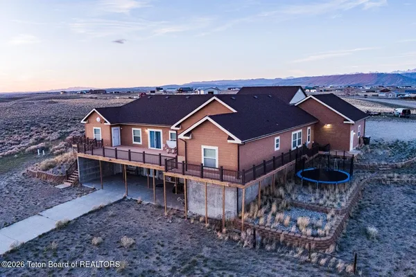 $1,046,000 | 63 Iroquois Trail, Pinedale, WY 82941