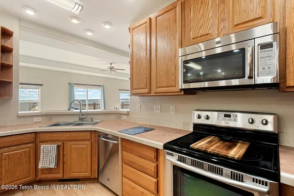 $1,046,000 | 63 Iroquois Trail, Pinedale, WY 82941
