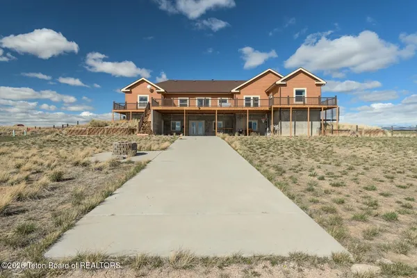 $1,046,000 | 63 Iroquois Trail, Pinedale, WY 82941