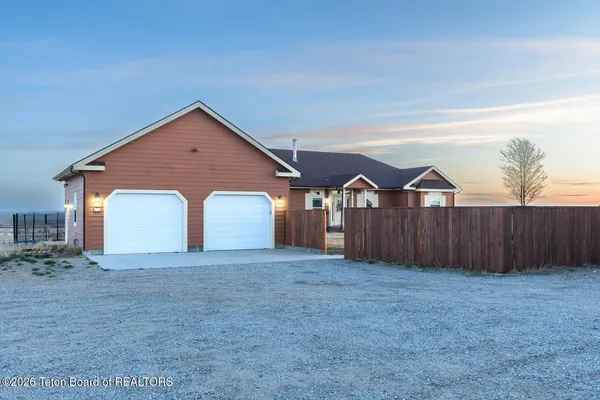 $1,046,000 | 63 Iroquois Trail, Pinedale, WY 82941