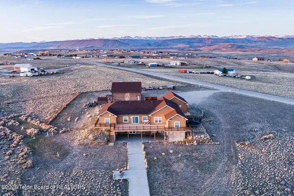 $1,046,000 | 63 Iroquois Trail, Pinedale, WY 82941