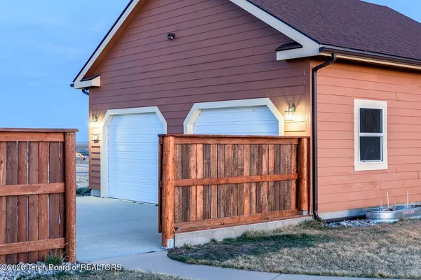 $1,046,000 | 63 Iroquois Trail, Pinedale, WY 82941
