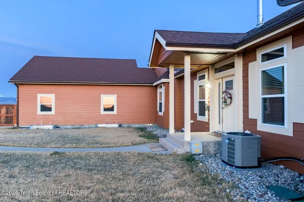 $1,046,000 | 63 Iroquois Trail, Pinedale, WY 82941