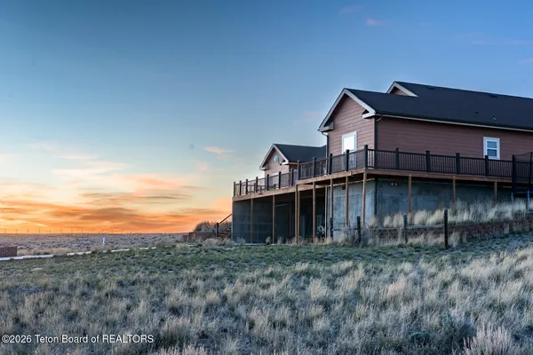 $1,046,000 | 63 Iroquois Trail, Pinedale, WY 82941