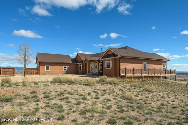 $1,046,000 | 63 Iroquois Trail, Pinedale, WY 82941