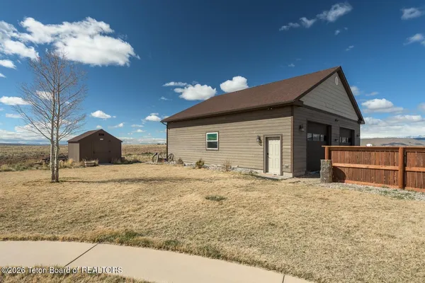 $1,046,000 | 63 Iroquois Trail, Pinedale, WY 82941