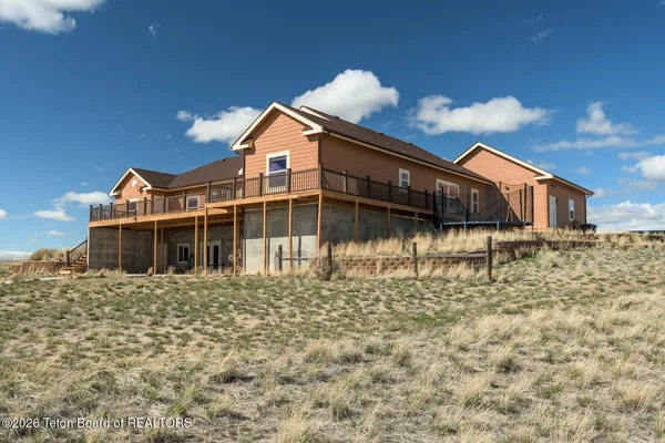 $1,046,000 | 63 Iroquois Trail, Pinedale, WY 82941