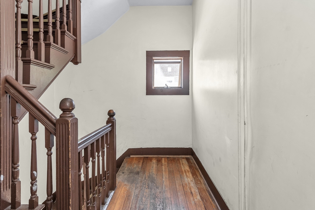 180 Chestnut Street Chelsea, MA 02150 - Photo 13 of 36