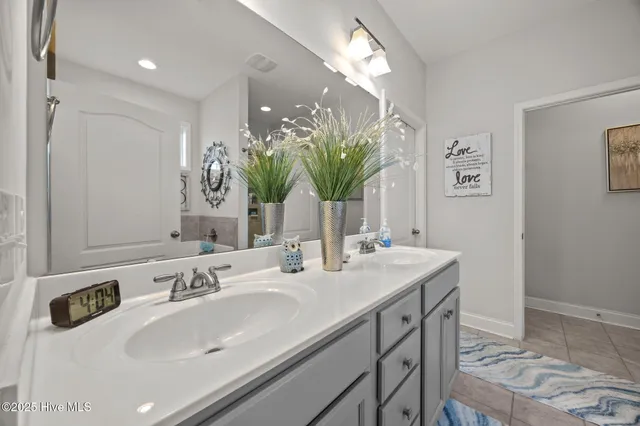 $499,900 | 5229 Nat'l Gdn Trail, Winnabow, NC 28479