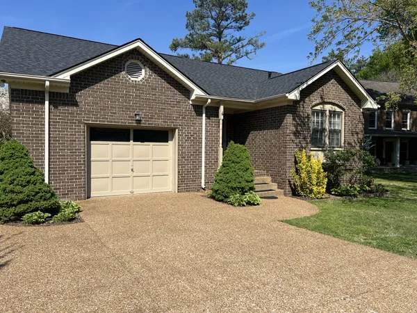 $649,900 | 215 Devrow Court, Franklin, TN 37064