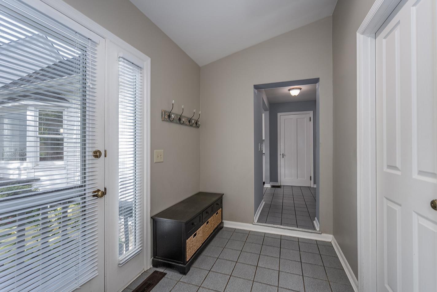 5325 Boomer Road Cincinnati, OH 45247 - Photo 33 of 46 Gallery Image 33