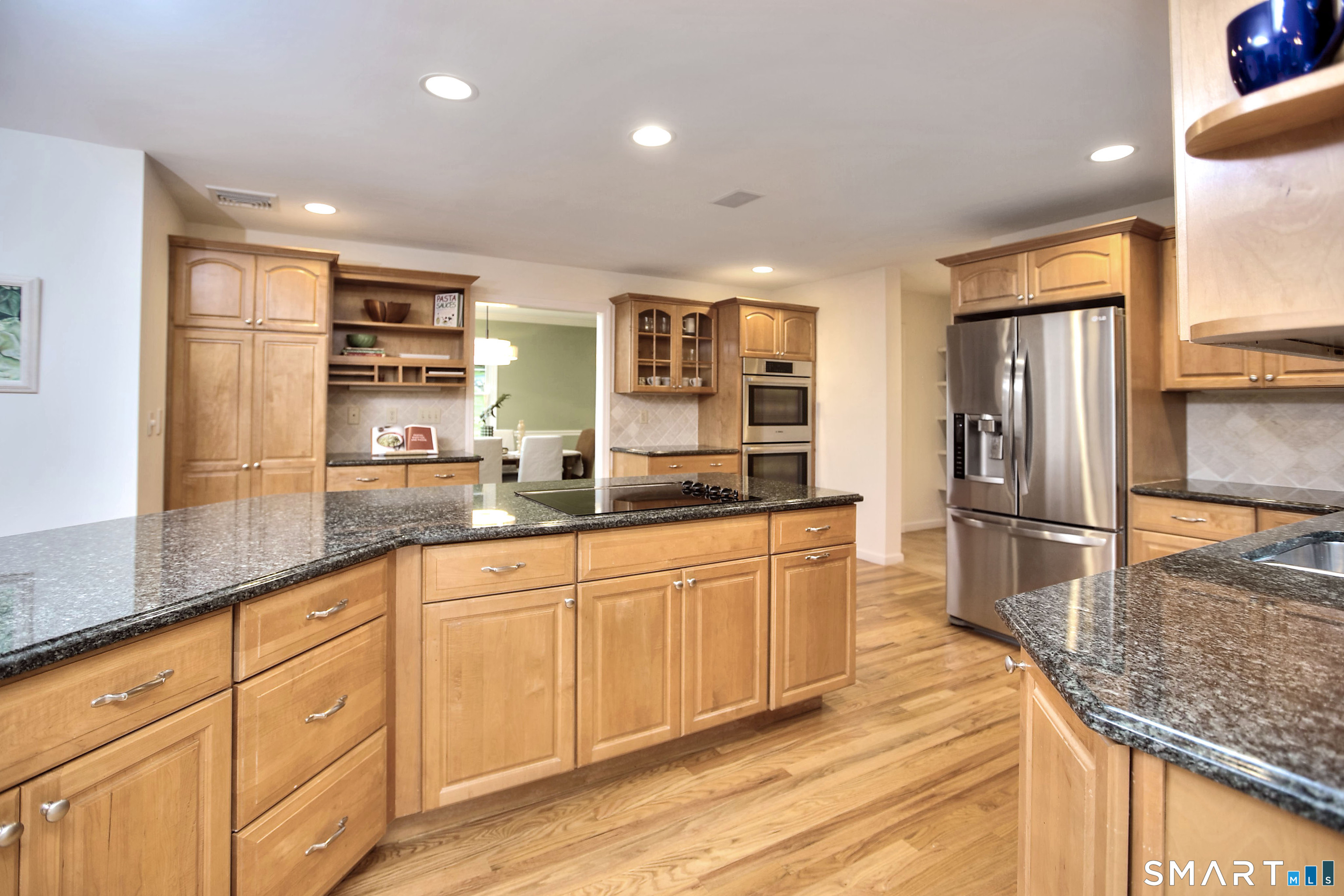 4 North Valley Road Ridgefield, CT 06877 - Photo 10 of 40