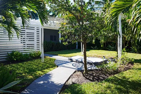 $850,000 | 1017 Lincoln Street, Hollywood, FL 33019