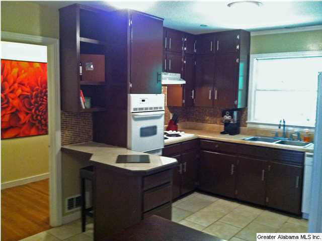 8917 Valley Brook Road Birmingham, AL 35206 - Photo 6 of 13