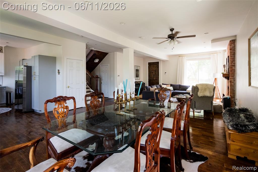 227 Melbourne Street Detroit, MI 48202 - Photo 10 of 50