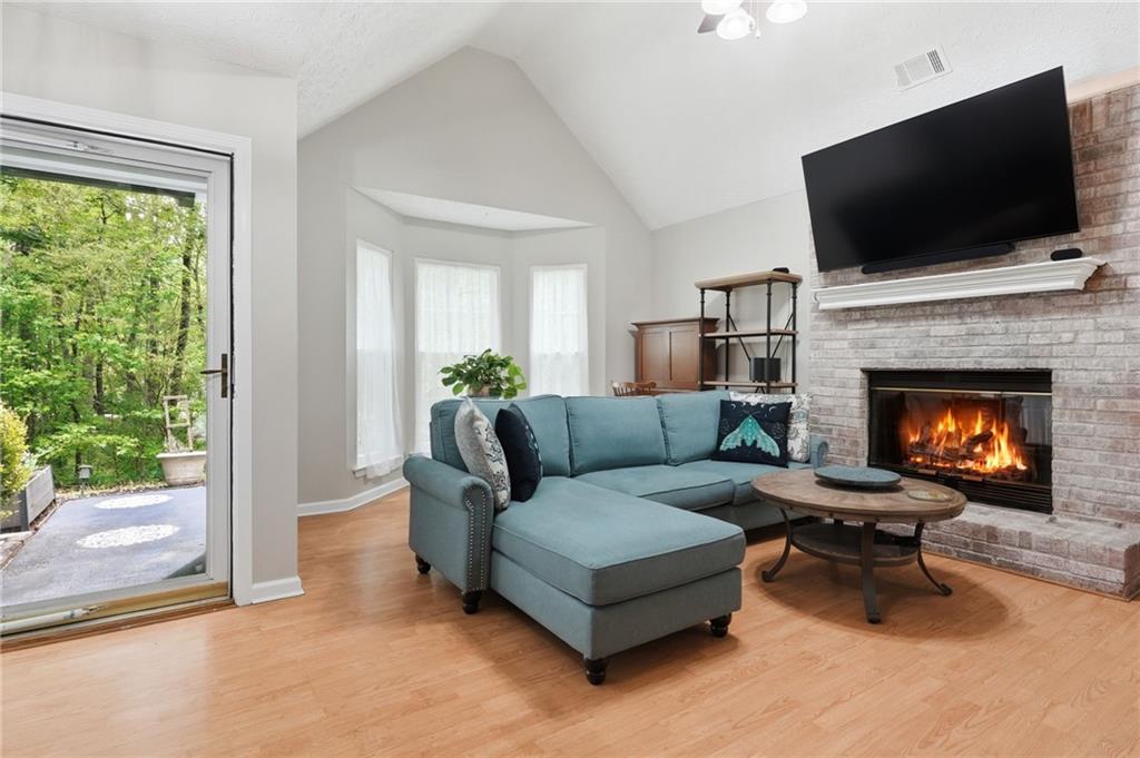 145 Priscilla Way Newnan, GA 30265 - Photo 8 of 41
