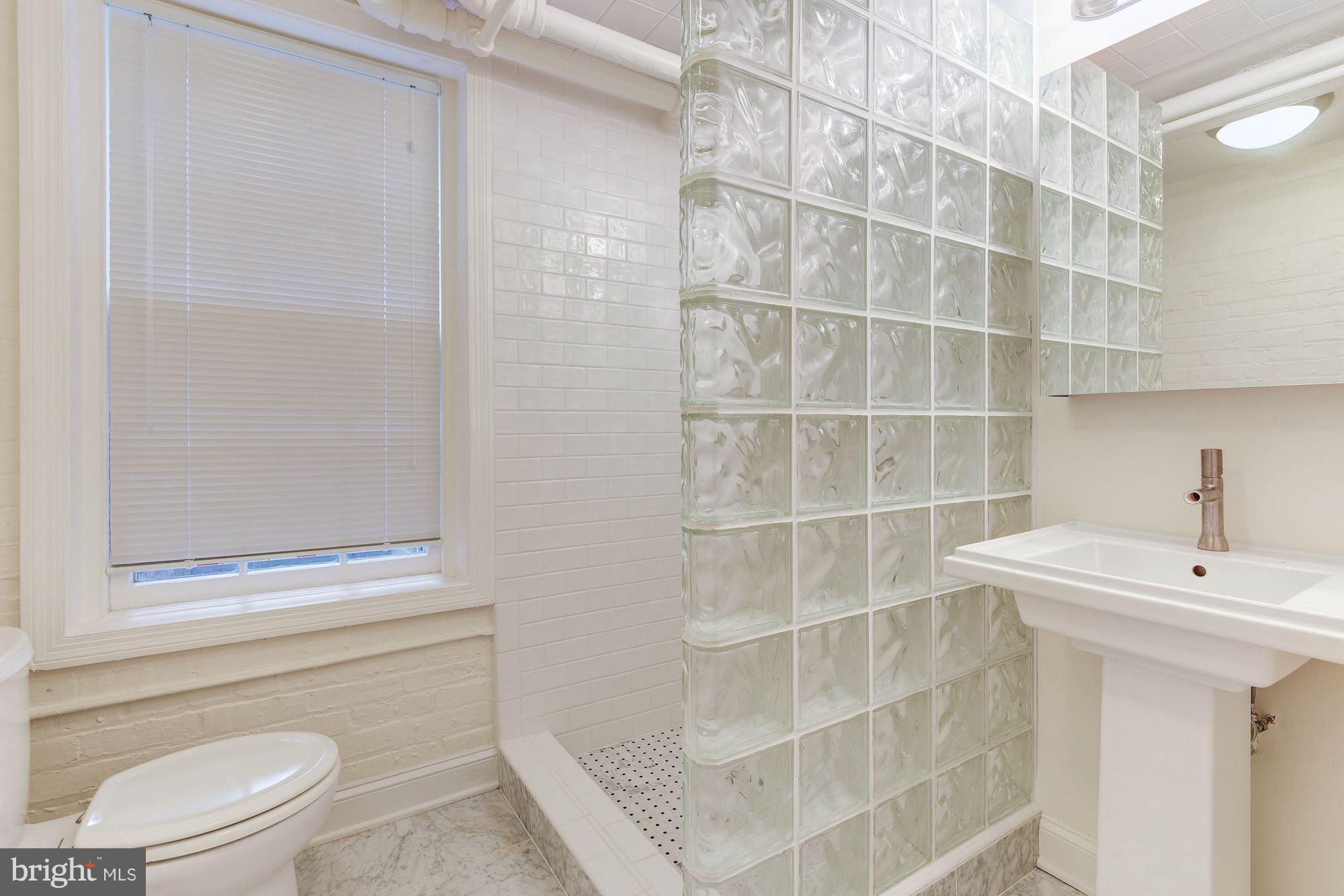 3419 Reservoir Road Northwest Washington, DC 20007 - Photo 22 of 25 Bath